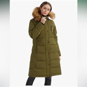 OROLAY Olive Puffer Jacket with Fur Trim